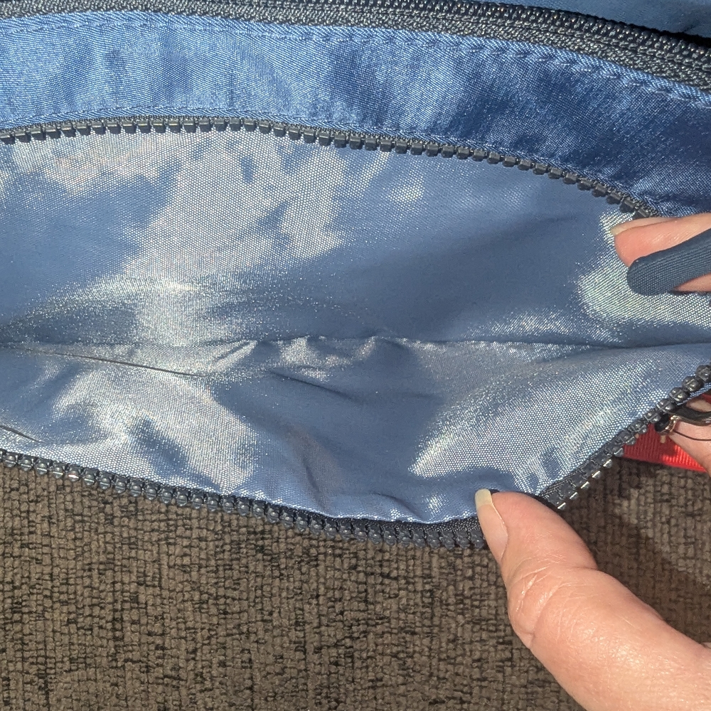 Nautica Navy Belt Bag with Red Tag - Picture 4 of 4